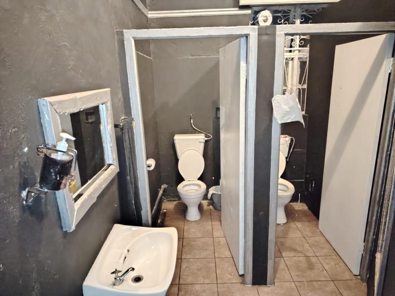 Commercial Property for Sale in Uitenhage Upper Central Eastern Cape